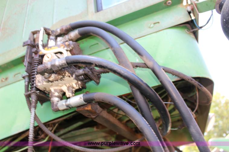 image for item K1203 John Deere 95 combine