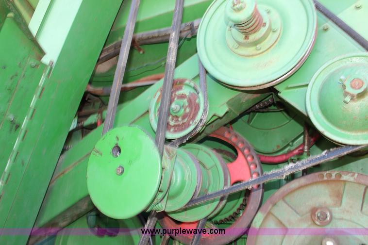 image for item K1203 John Deere 95 combine