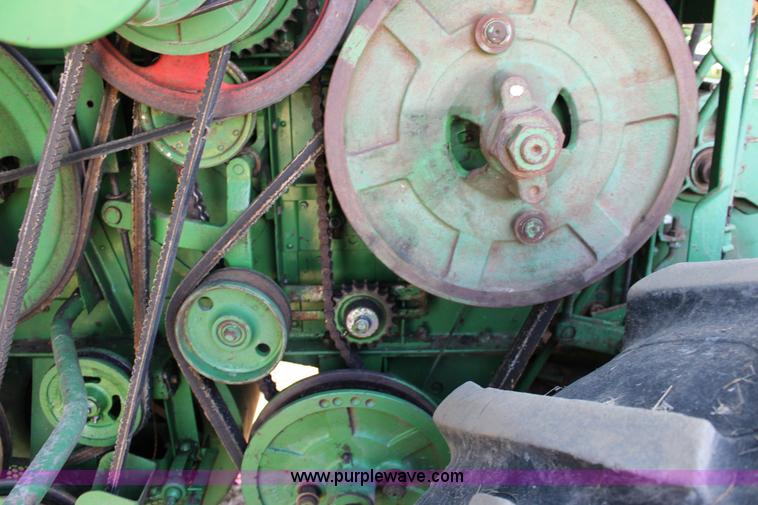 image for item K1203 John Deere 95 combine