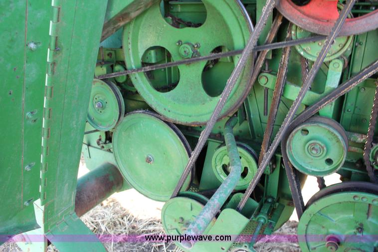 image for item K1203 John Deere 95 combine