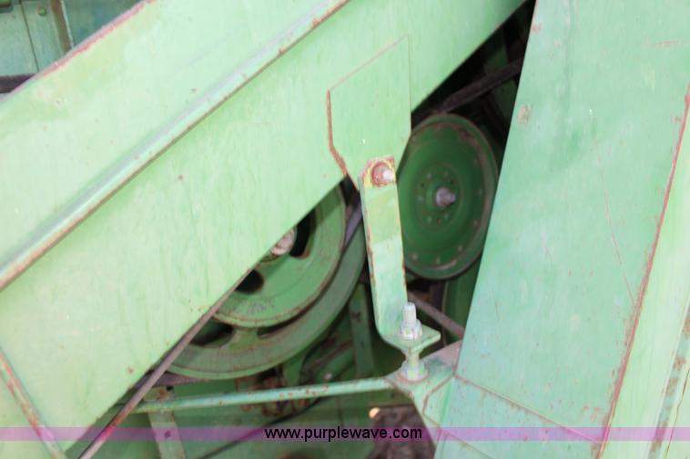 image for item K1203 John Deere 95 combine