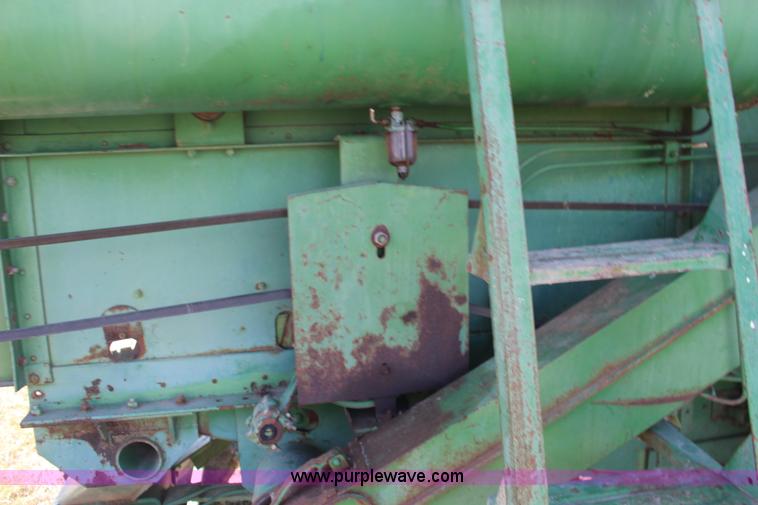 image for item K1203 John Deere 95 combine
