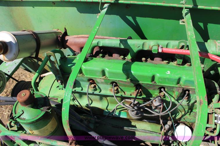 image for item K1203 John Deere 95 combine