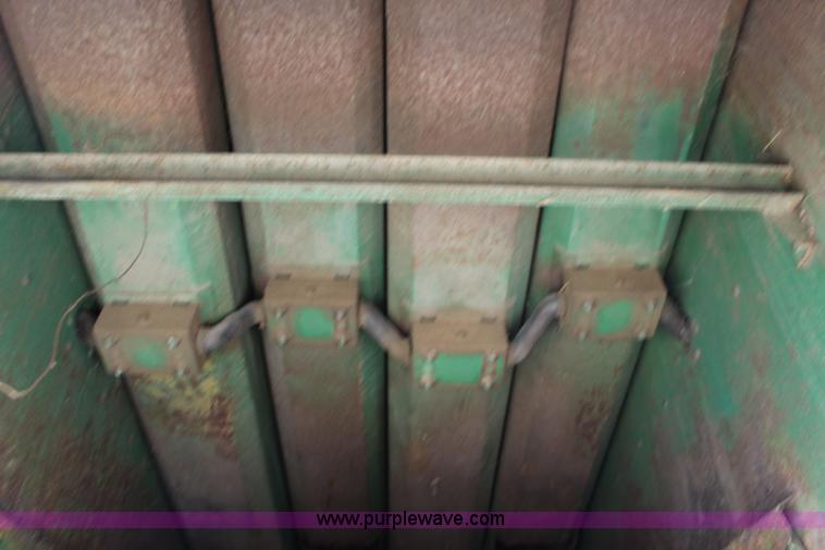 image for item K1203 John Deere 95 combine