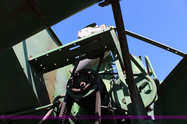 image for item K1203 John Deere 95 combine