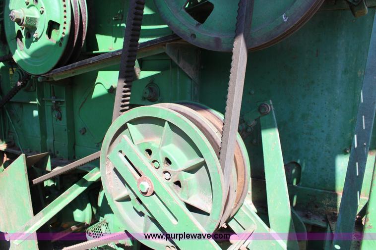 image for item K1203 John Deere 95 combine