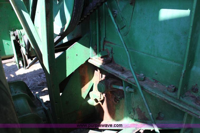 image for item K1203 John Deere 95 combine