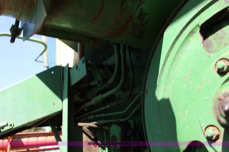image for item K1203 John Deere 95 combine