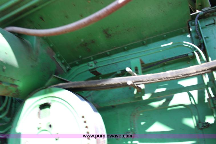 image for item K1203 John Deere 95 combine