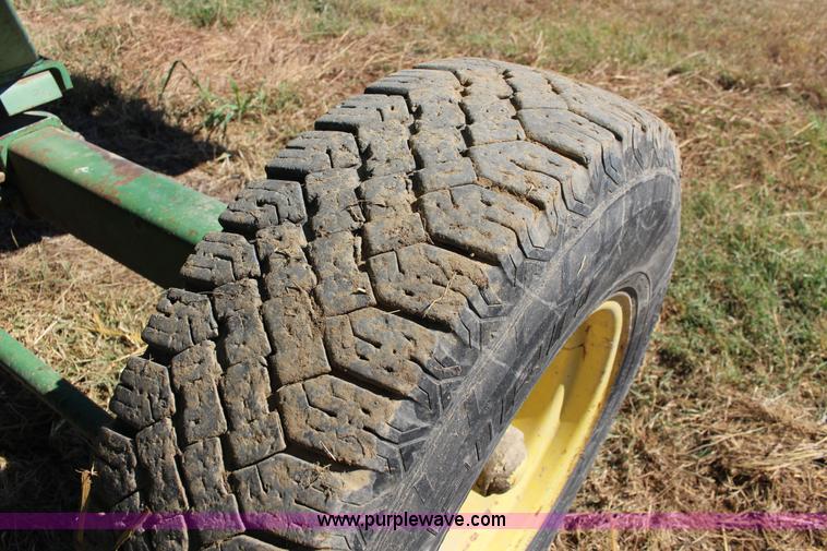 image for item K1203 John Deere 95 combine