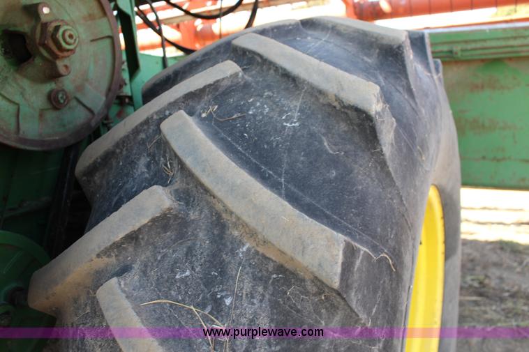 image for item K1203 John Deere 95 combine