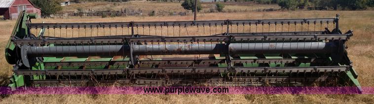 image for item K1233 John Deere 220 flex head