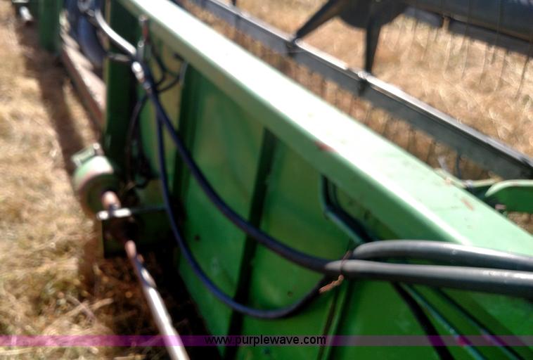 image for item K1233 John Deere 220 flex head