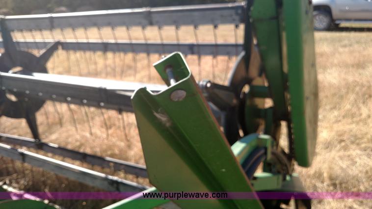 image for item K1233 John Deere 220 flex head