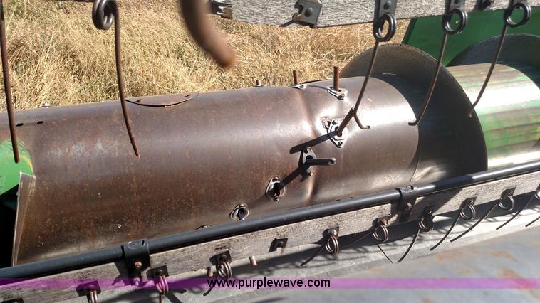 image for item K1233 John Deere 220 flex head