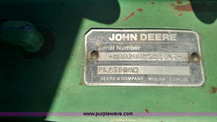 image for item K1233 John Deere 220 flex head