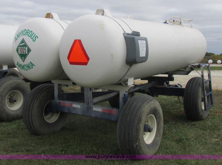 image for item K2204 Duo Lift anhydrous ammonia nurse tanks