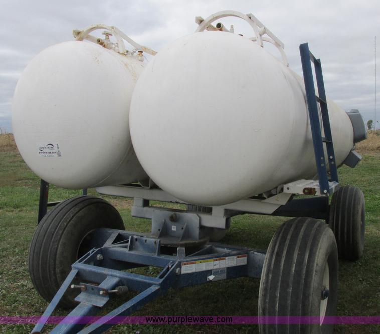image for item K2204 Duo Lift anhydrous ammonia nurse tanks