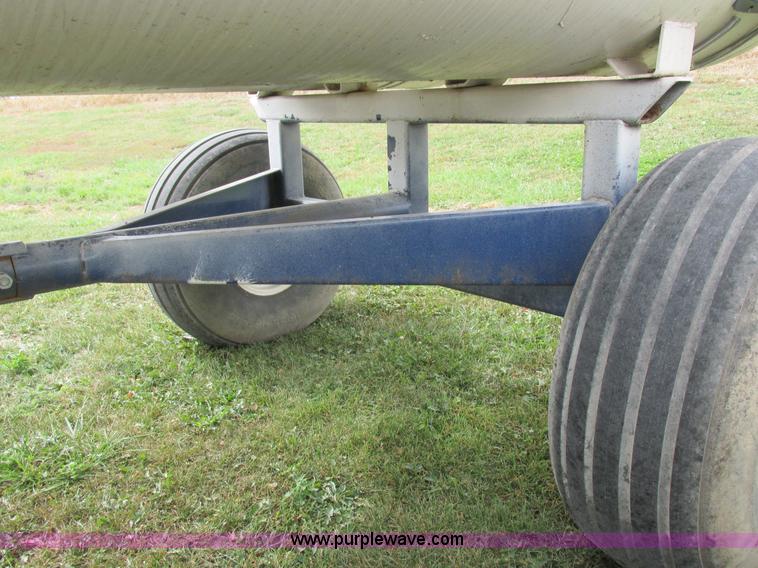 image for item K2204 Duo Lift anhydrous ammonia nurse tanks