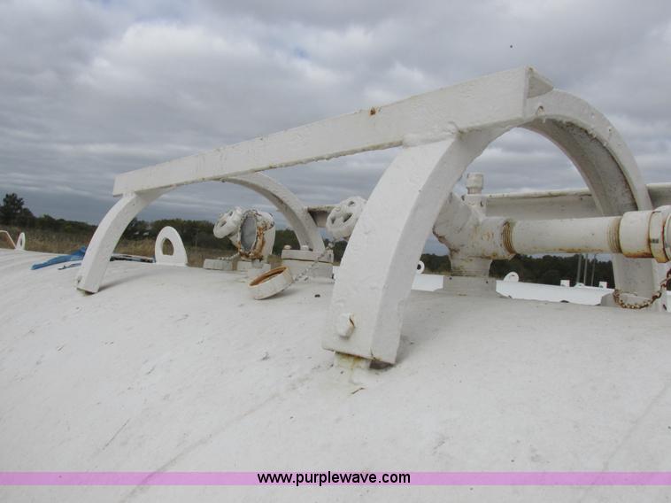 image for item K2204 Duo Lift anhydrous ammonia nurse tanks