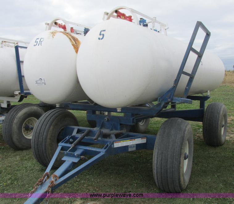 image for item K2205 Duo Lift anhydrous ammonia nurse tanks