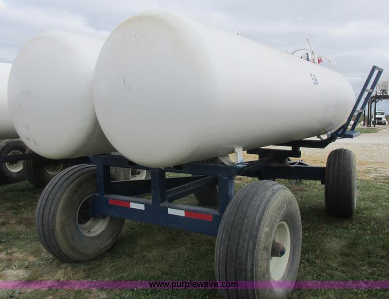 image for item K2205 Duo Lift anhydrous ammonia nurse tanks