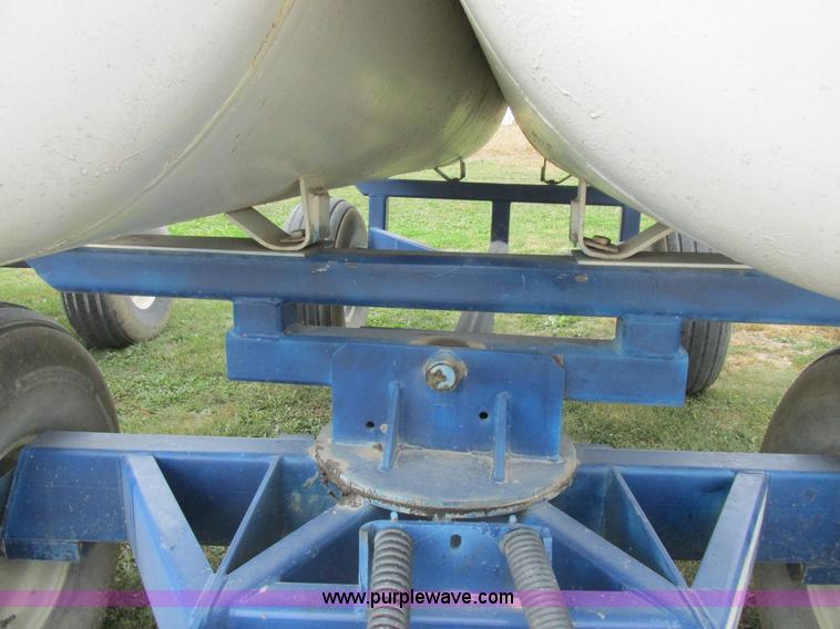 image for item K2205 Duo Lift anhydrous ammonia nurse tanks