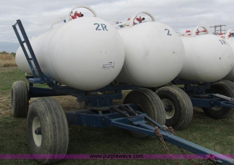 image for item K2206 Duo Lift anhydrous ammonia nurse tanks