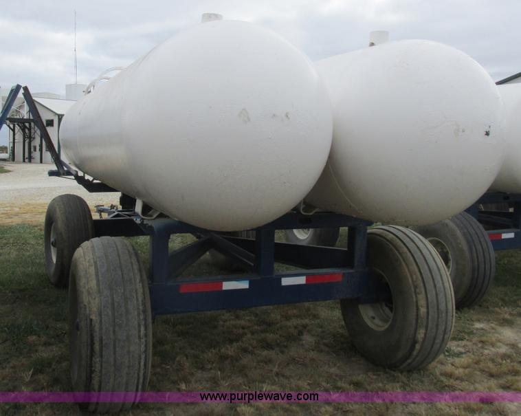 image for item K2206 Duo Lift anhydrous ammonia nurse tanks