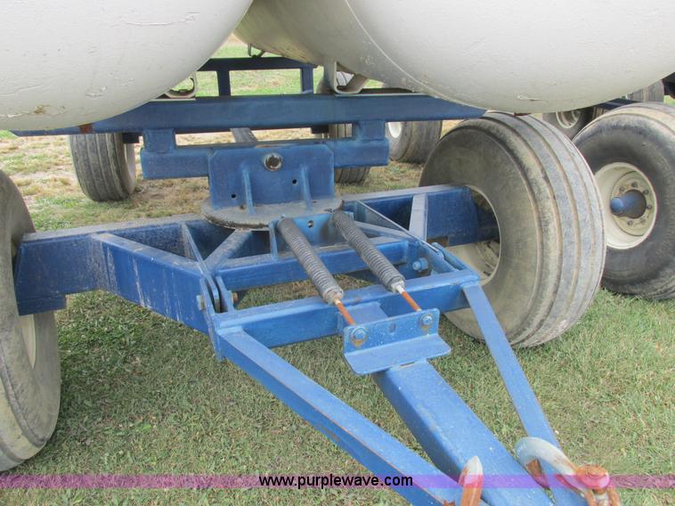 image for item K2206 Duo Lift anhydrous ammonia nurse tanks