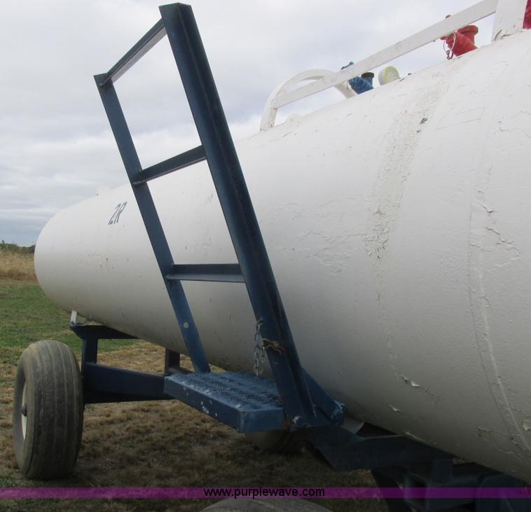 image for item K2206 Duo Lift anhydrous ammonia nurse tanks
