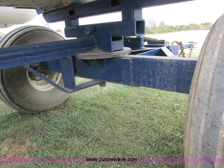 image for item K2206 Duo Lift anhydrous ammonia nurse tanks