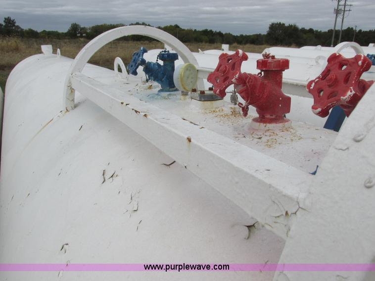 image for item K2206 Duo Lift anhydrous ammonia nurse tanks