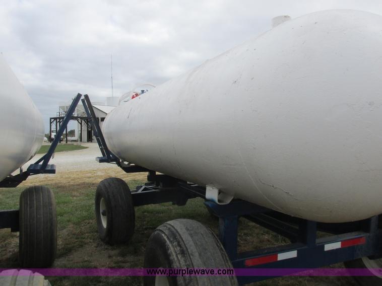 image for item K2207 Duo Lift anhydrous ammonia nurse tanks