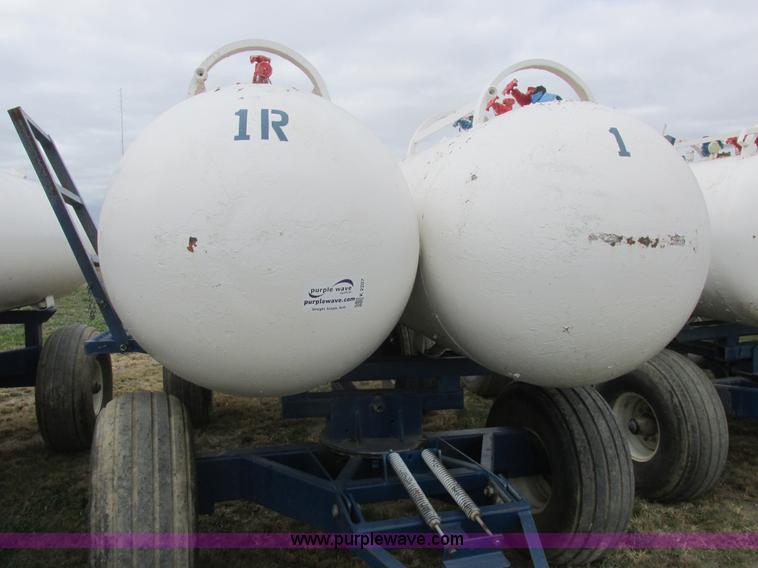 image for item K2207 Duo Lift anhydrous ammonia nurse tanks