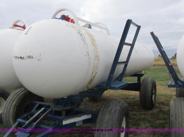 image for item K2207 Duo Lift anhydrous ammonia nurse tanks