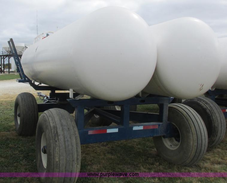 image for item K2208 Duo Lift anhydrous ammonia nurse tanks
