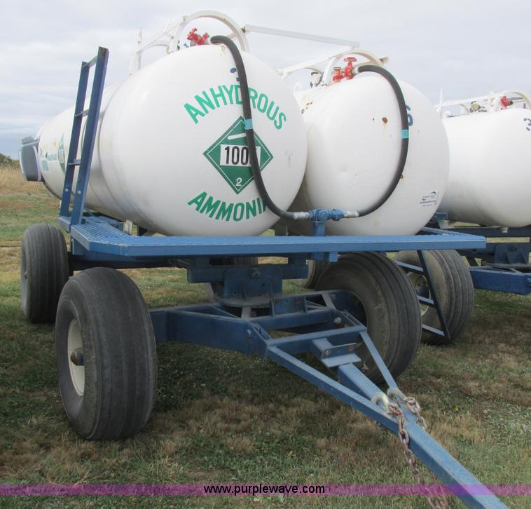 image for item K2209 Duo Lift anhydrous ammonia nurse tanks