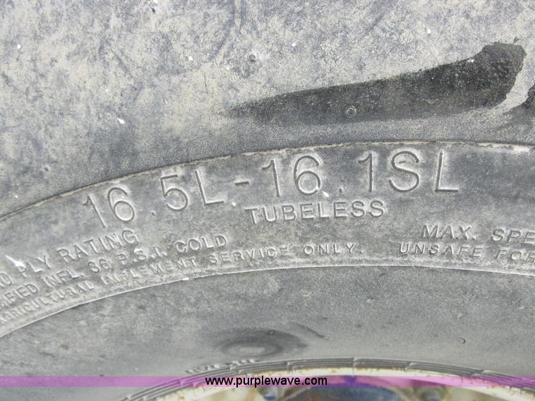 image for item K2209 Duo Lift anhydrous ammonia nurse tanks