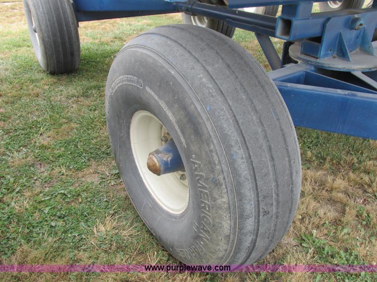 image for item K2209 Duo Lift anhydrous ammonia nurse tanks