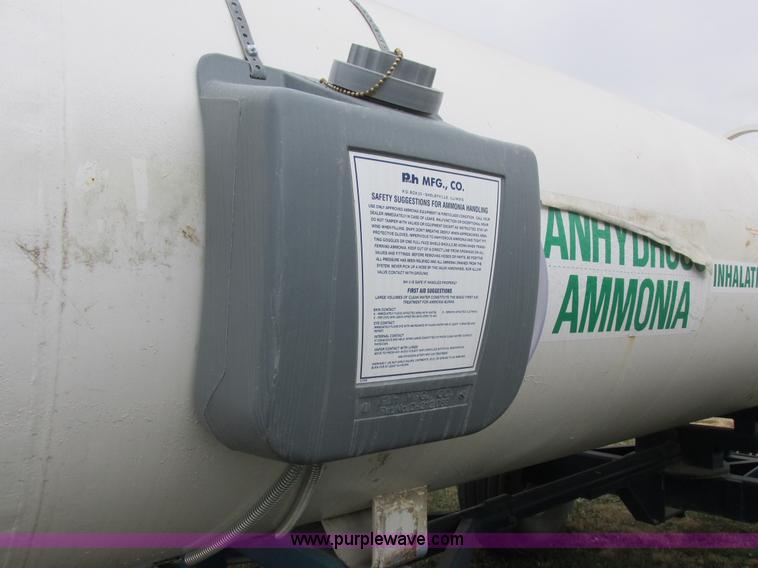 image for item K2209 Duo Lift anhydrous ammonia nurse tanks