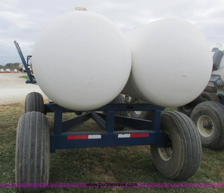 image for item K2210 Duo Lift anhydrous ammonia nurse tanks