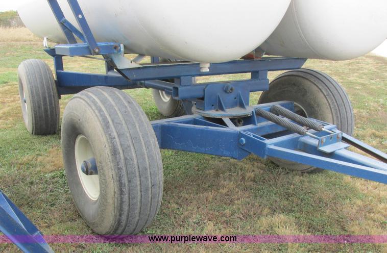 image for item K2210 Duo Lift anhydrous ammonia nurse tanks