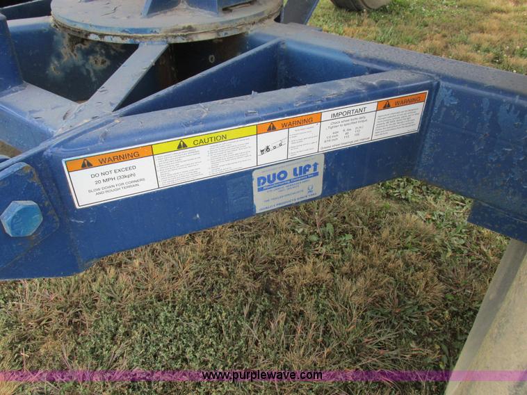 image for item K2210 Duo Lift anhydrous ammonia nurse tanks