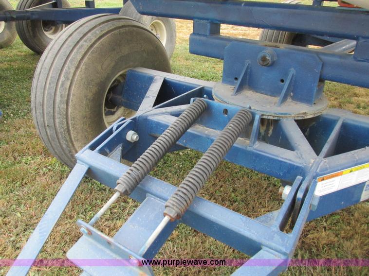 image for item K2210 Duo Lift anhydrous ammonia nurse tanks