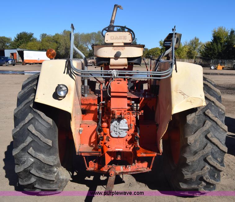 image for item K4795 Case 832 tractor