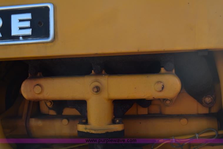 image for item K4796 John Deere 300 tractor