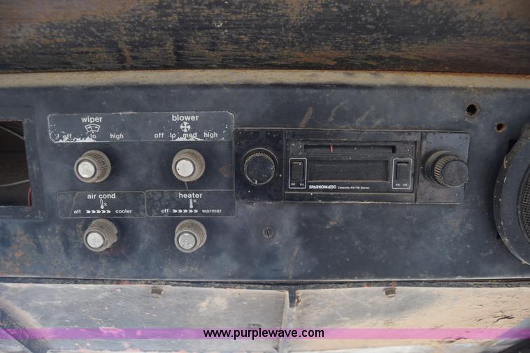 image for item K4798 Allis Chalmers 7060 tractor