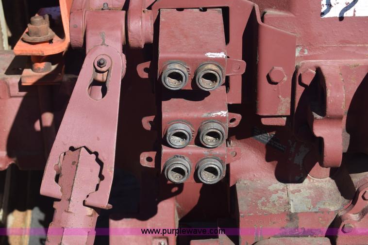 image for item K4798 Allis Chalmers 7060 tractor