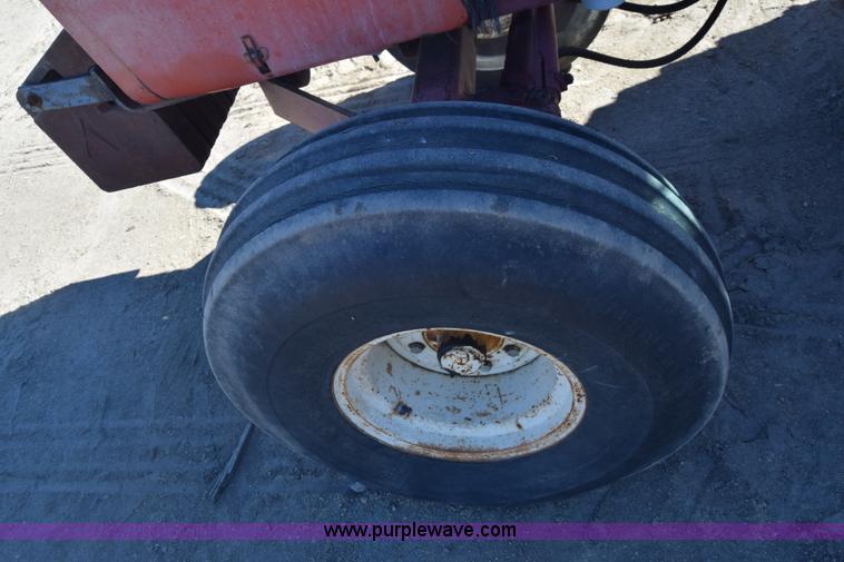 image for item K4798 Allis Chalmers 7060 tractor